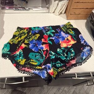 Express Women's Floral Shorts - Black and Multicolor